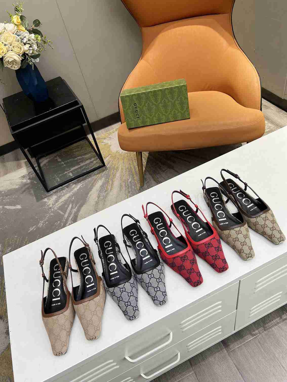 Pantofi Gucci