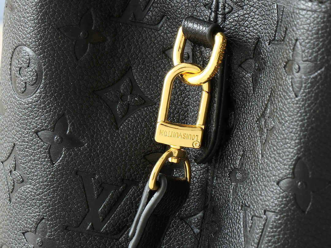 Louis Vuitton Babylone Tote