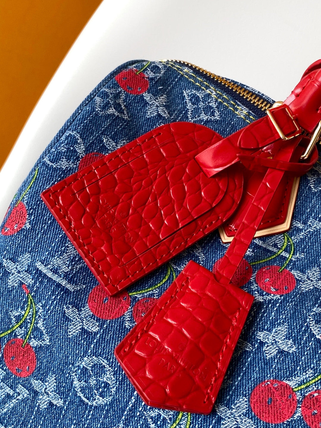Louis Speedy cherry