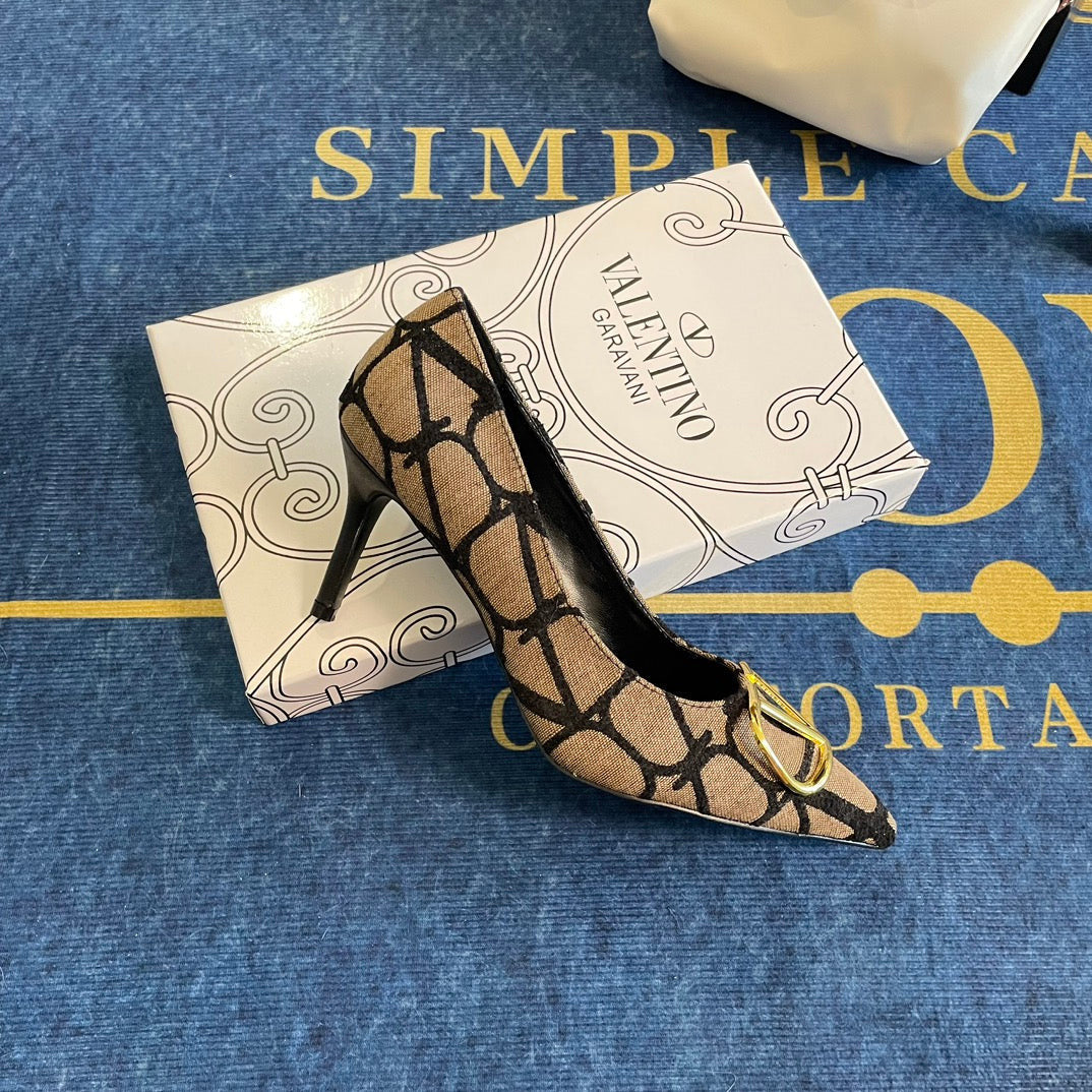 Pantofi Valentino