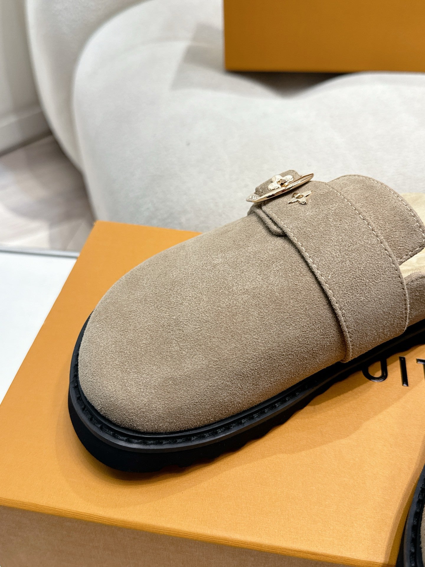 Louis Vuitton open shoes