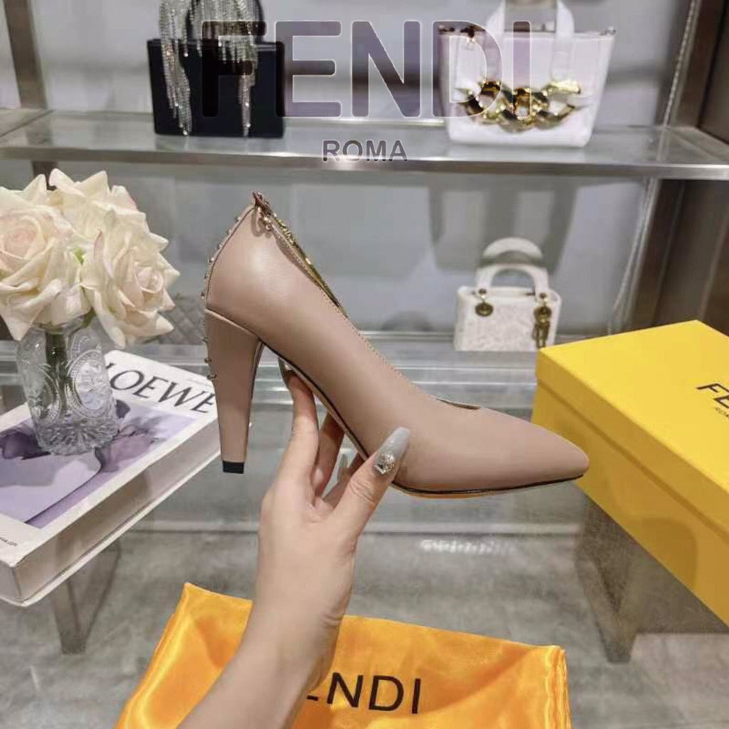 Pantofi Fendi