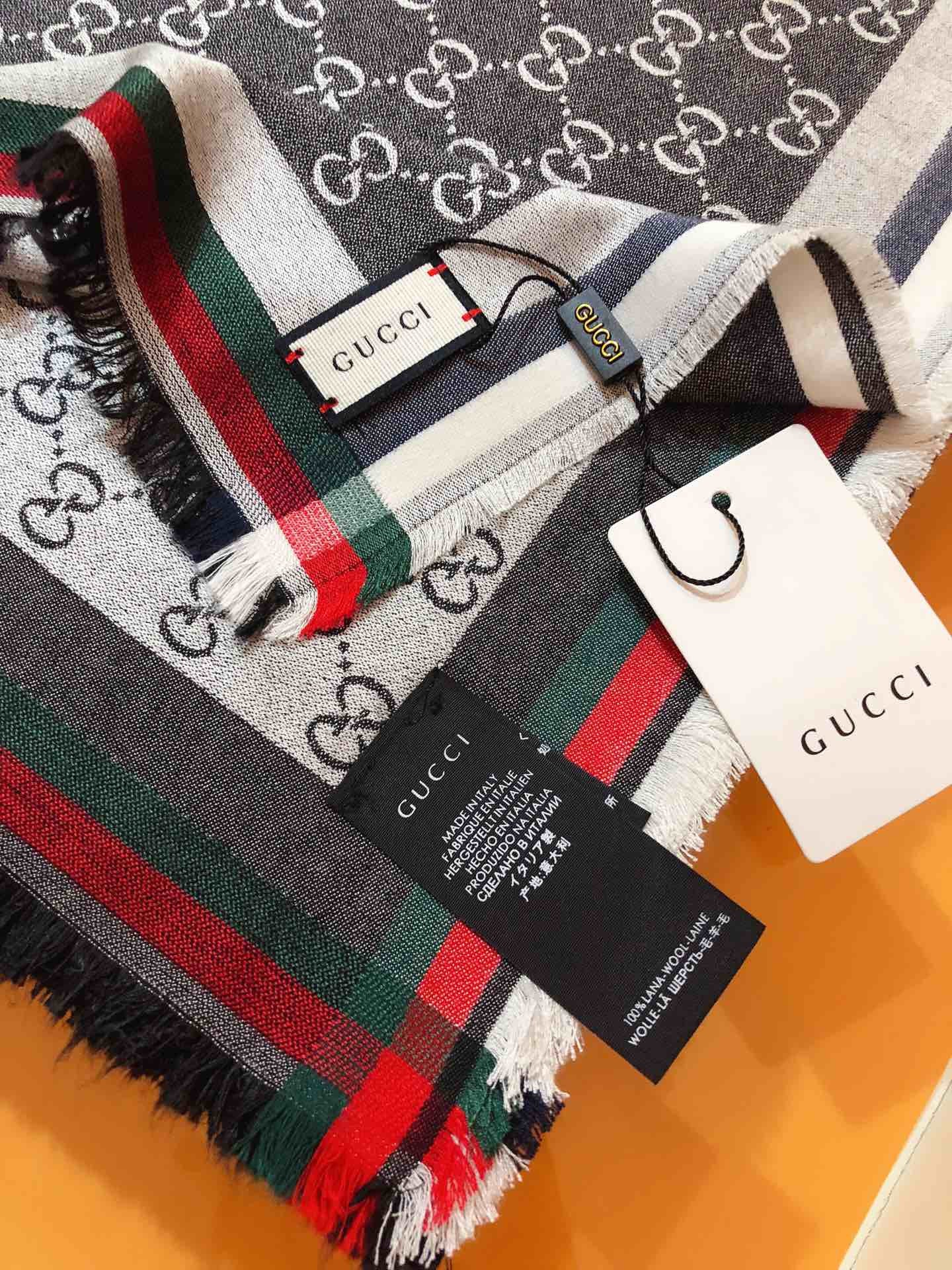 Scarf Gucci