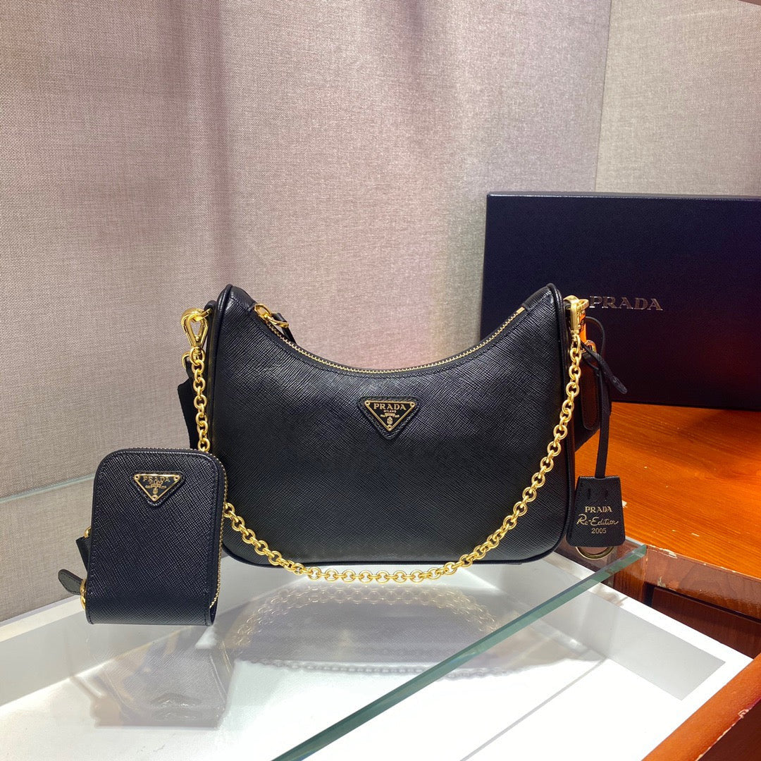 Prada Re-Edition 2005 Saffiano Shoulder Bag