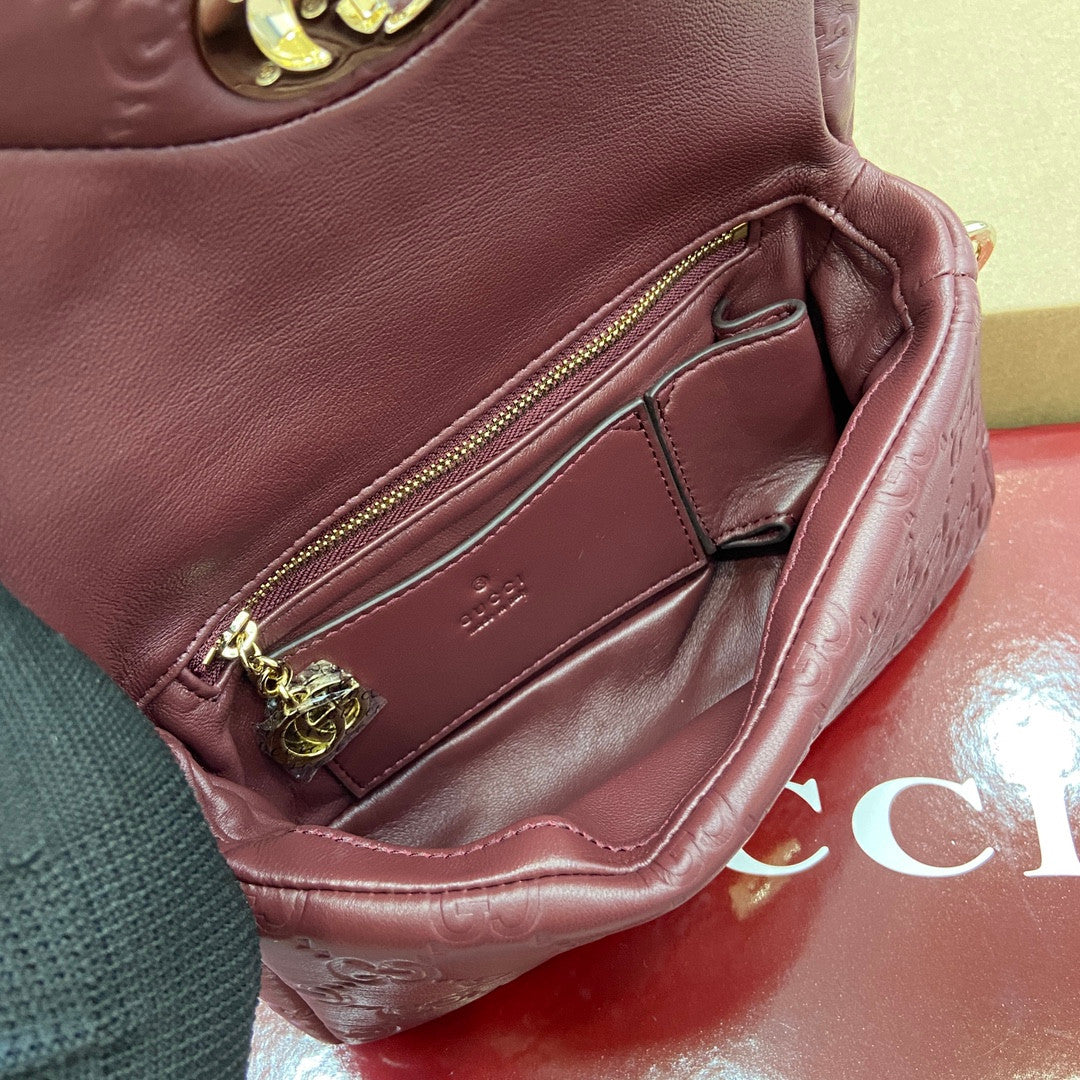 Gucci clutch purse