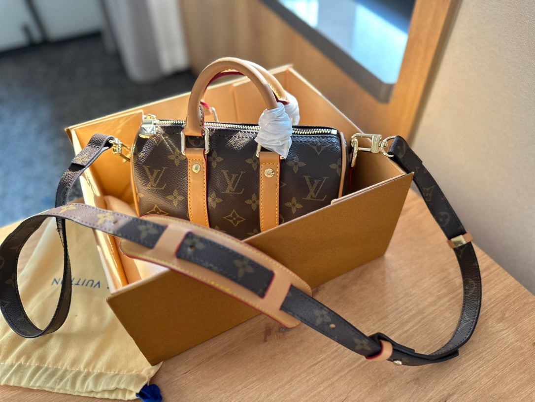 LV Keepall Bandoulière