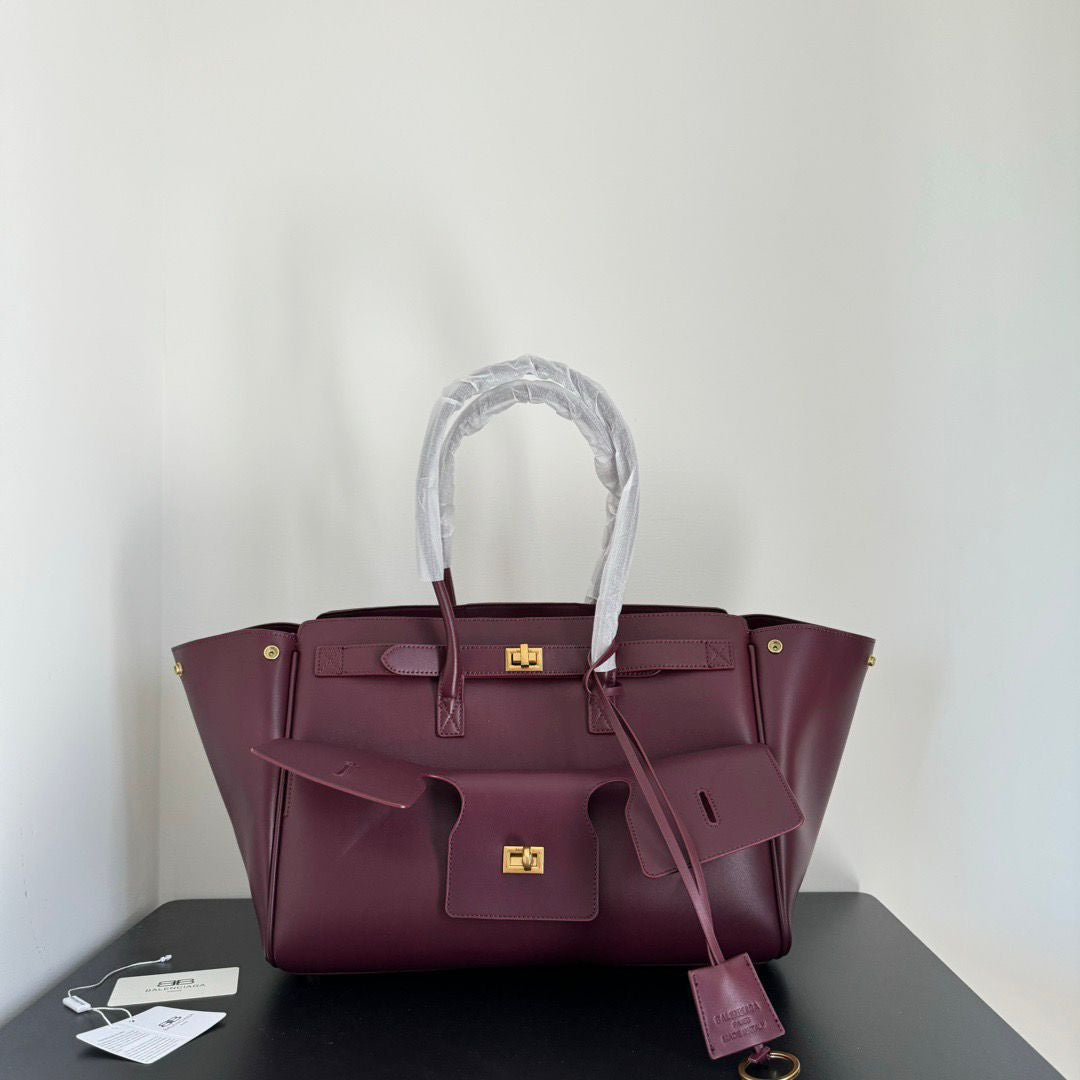 Balenciaga Bag Bel Air in bordo