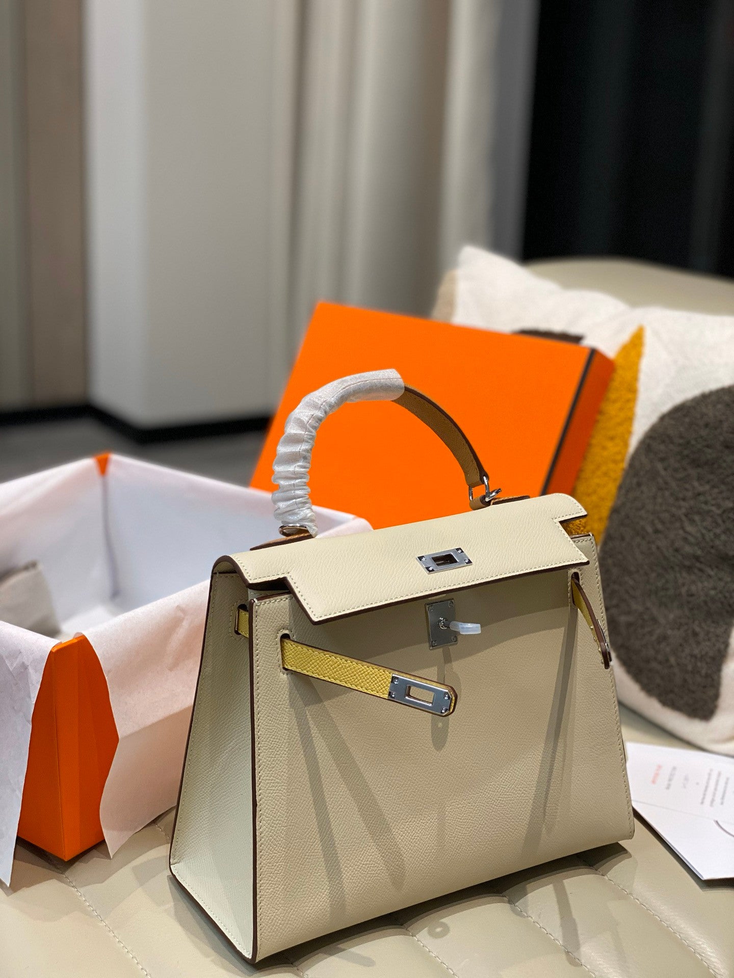 Hermes Kelly 28