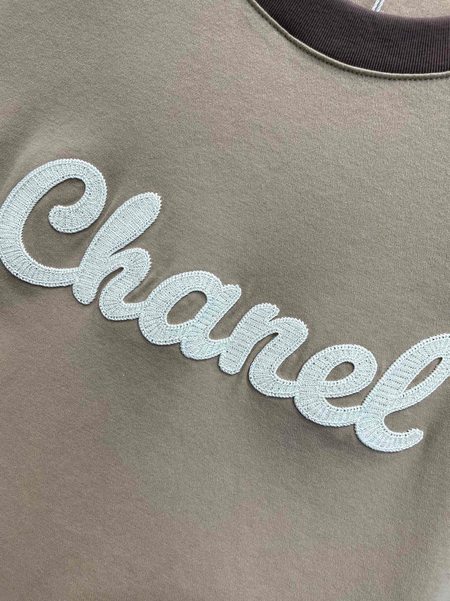 Chanel T-Shirt