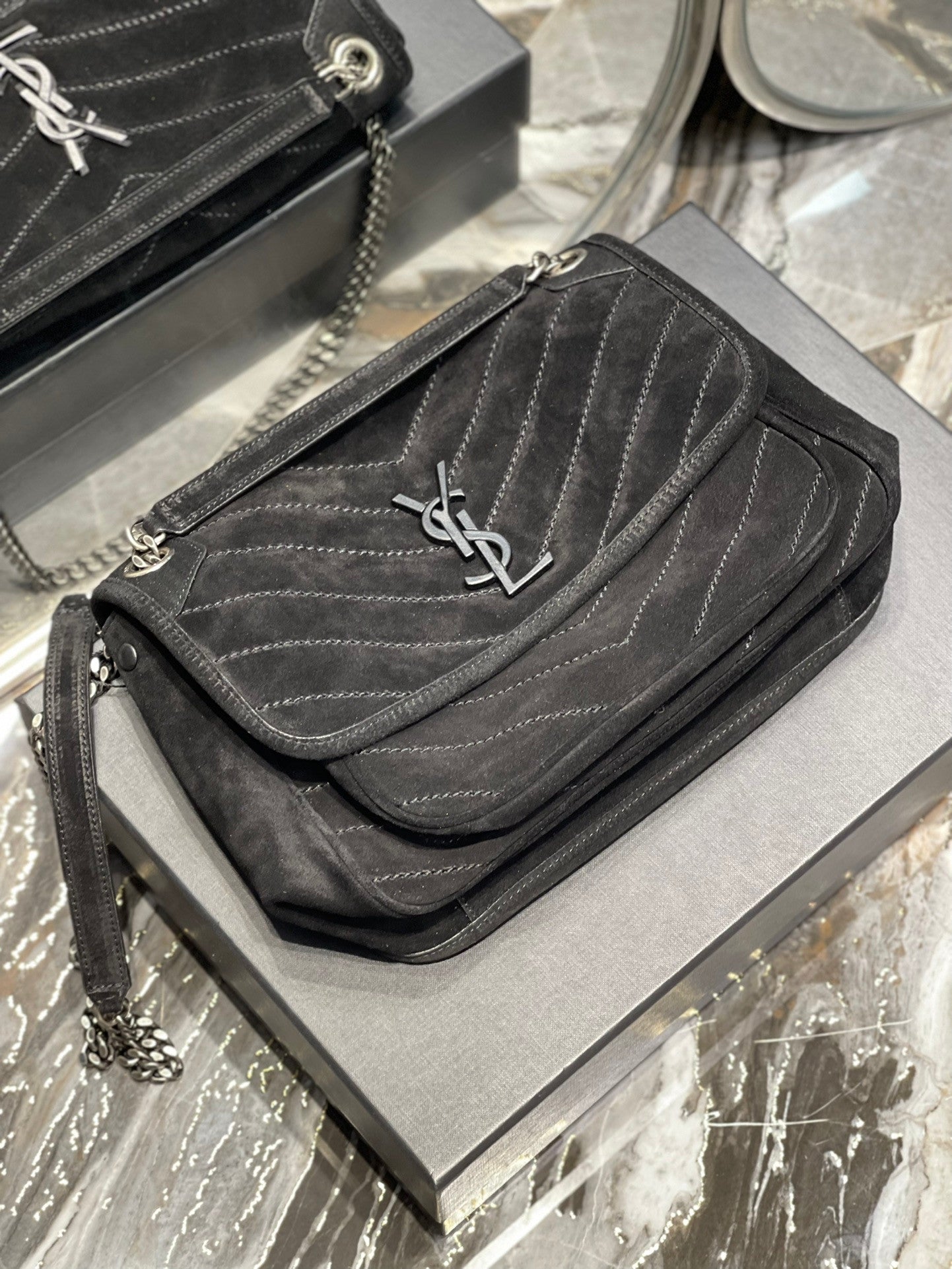 YSL Bag In suede black