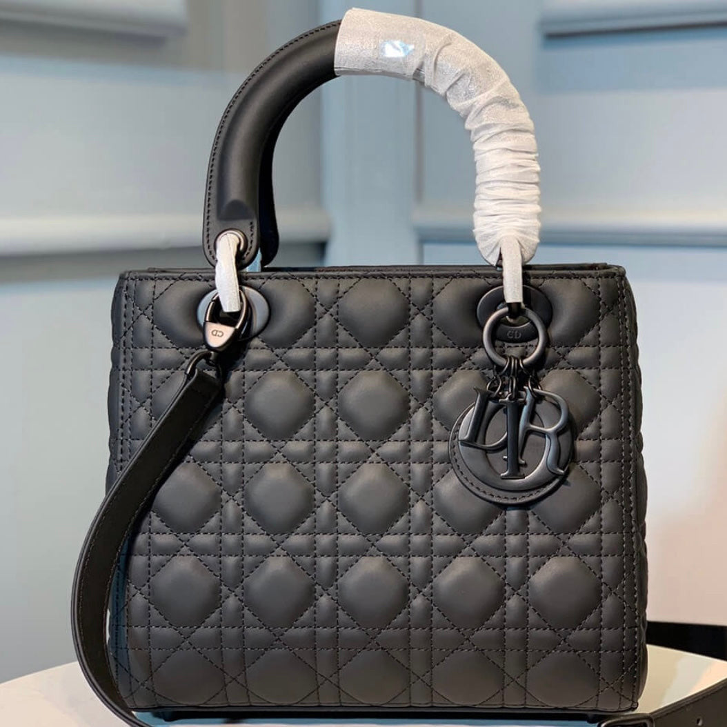 Dior Medium Bag In Black