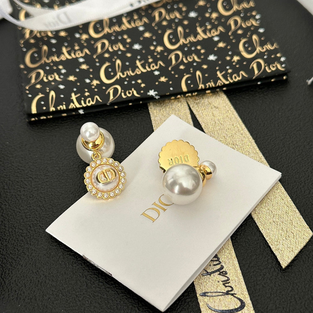 Dior earring
