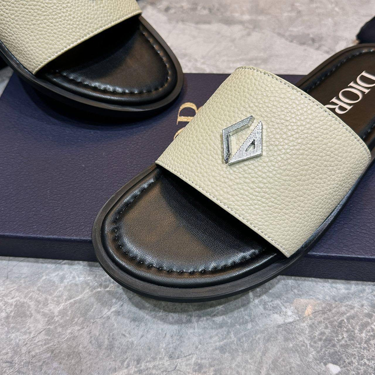Dior slippers unisex