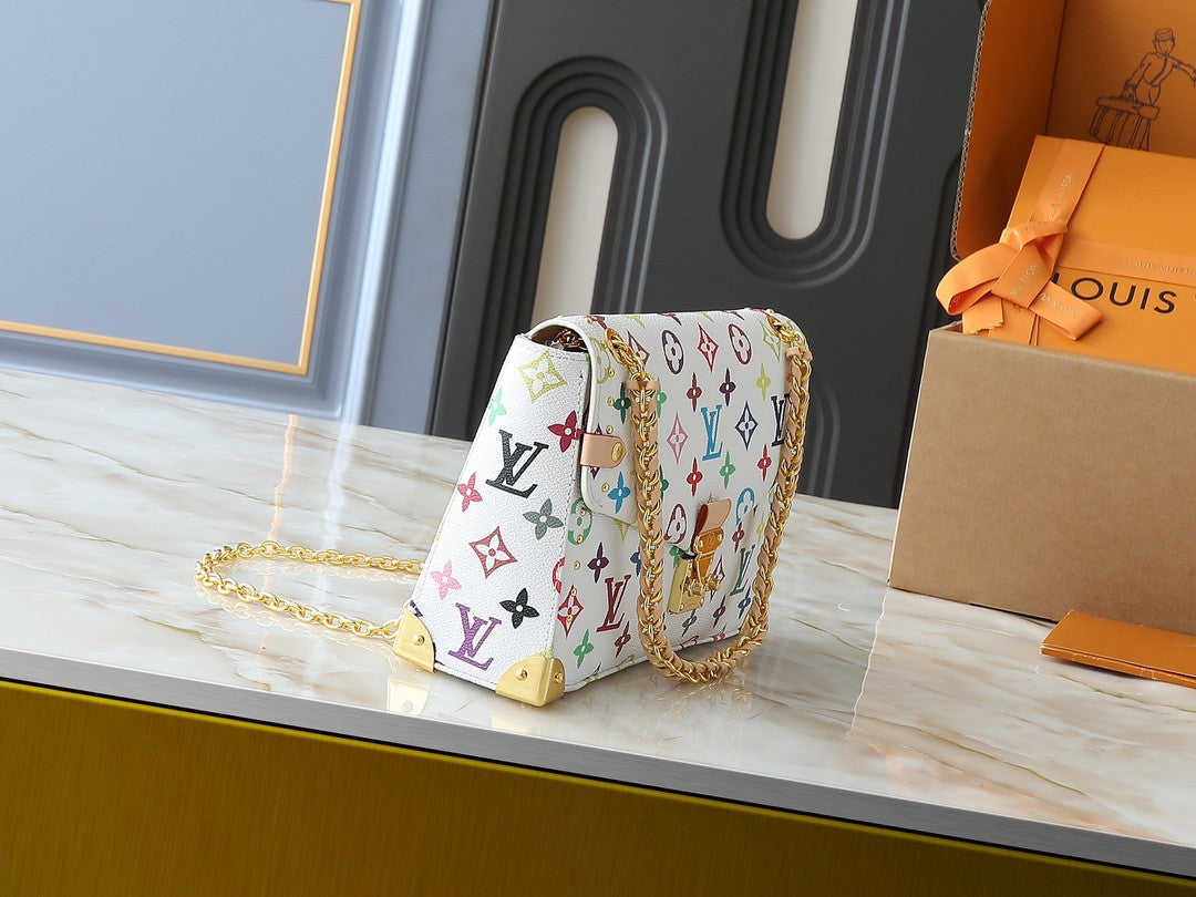 Louis Vuitton trunkie white