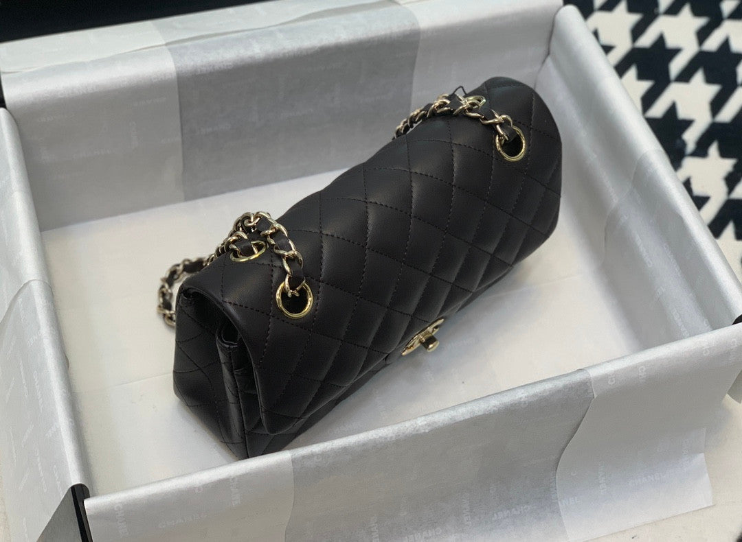 CC Flip Bag in Black