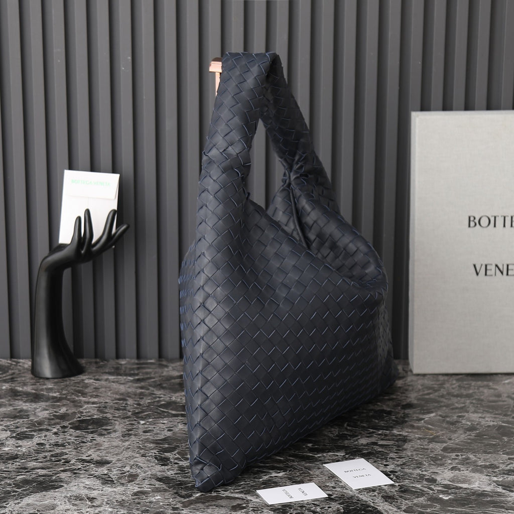Bottega Veneta Hop Bag