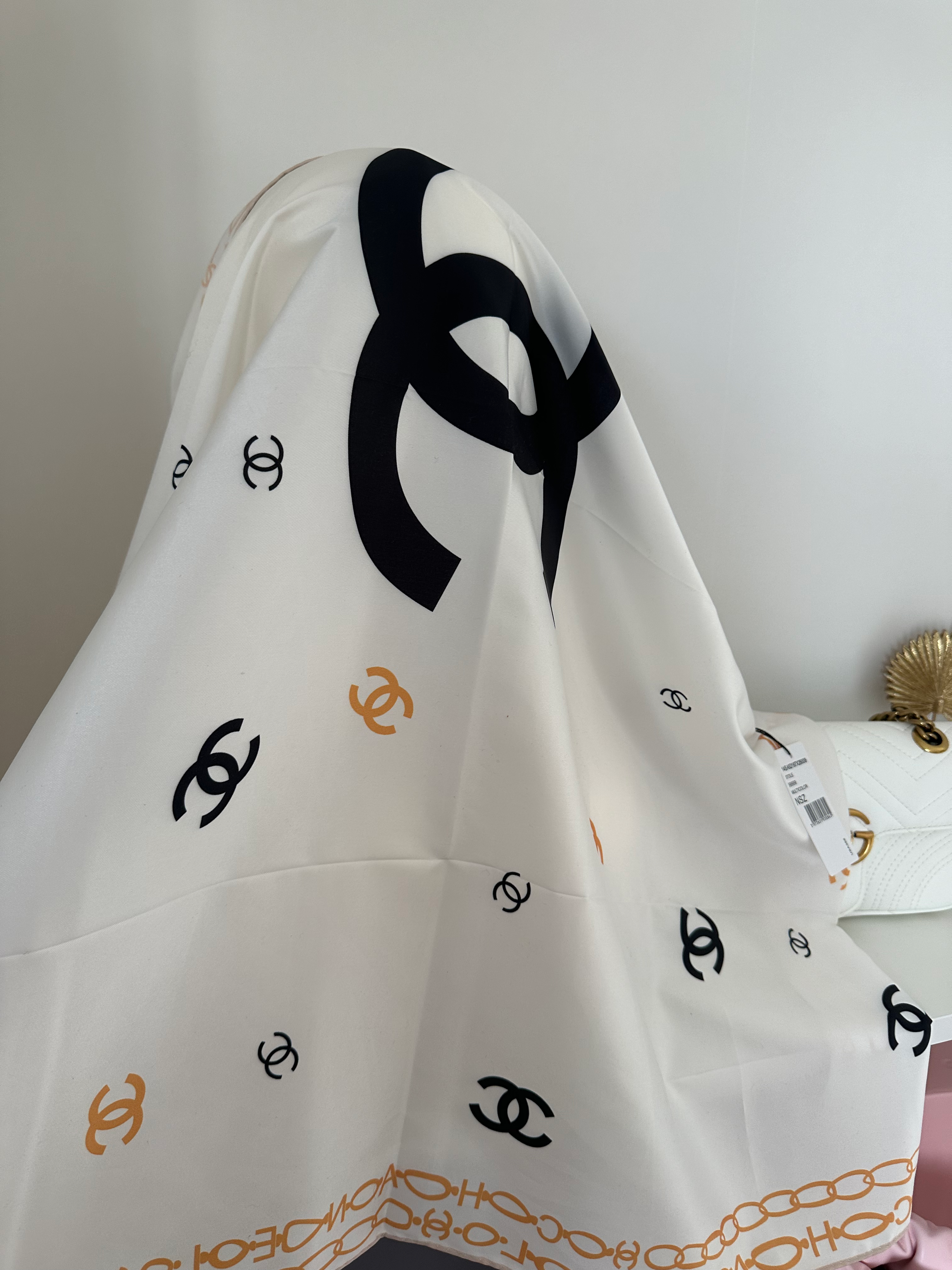 Scarf Chanel