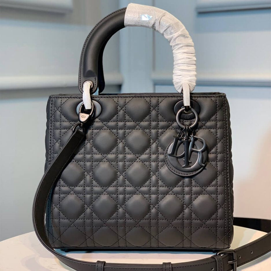Medium Lady Dior Bag in Black