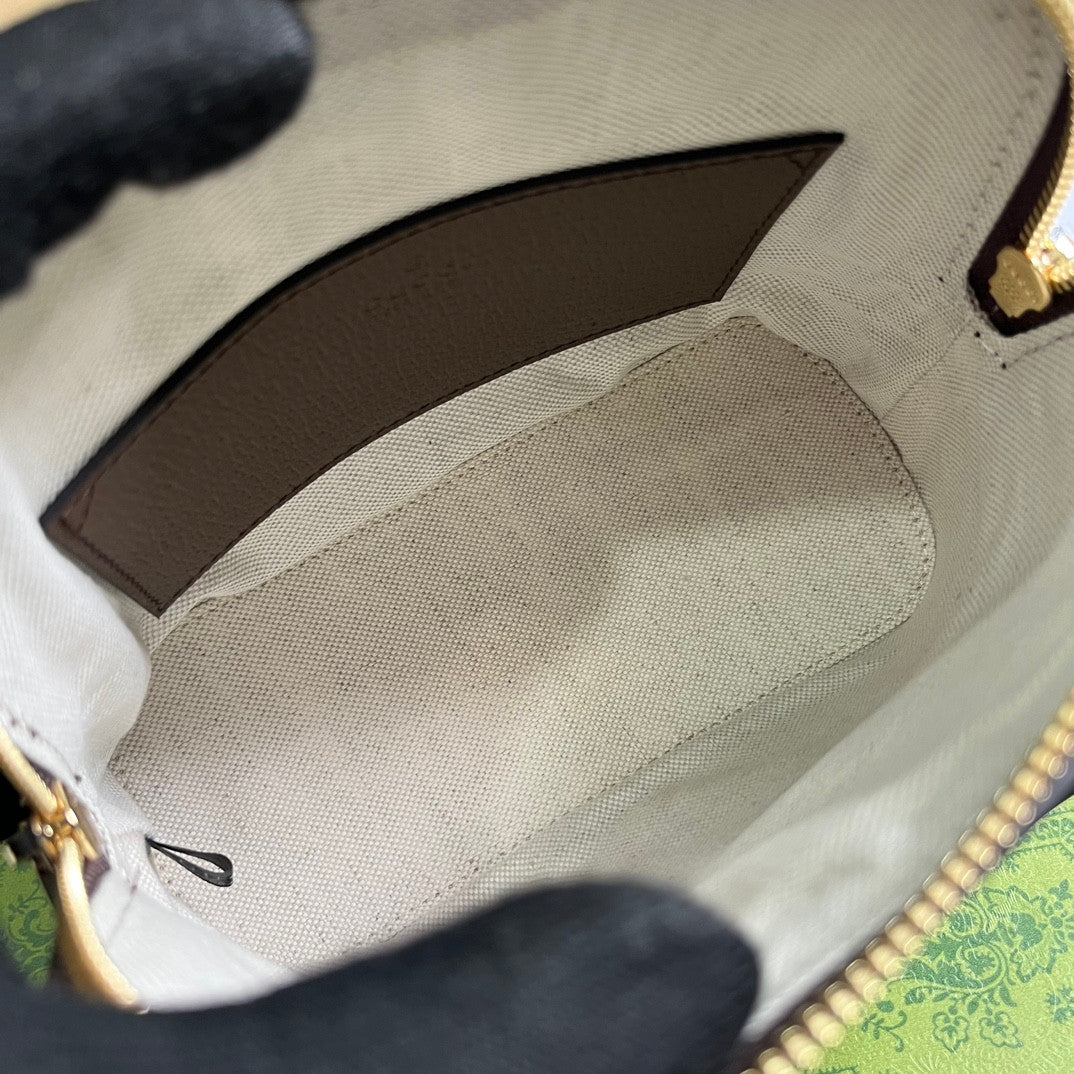 Gucci handbag