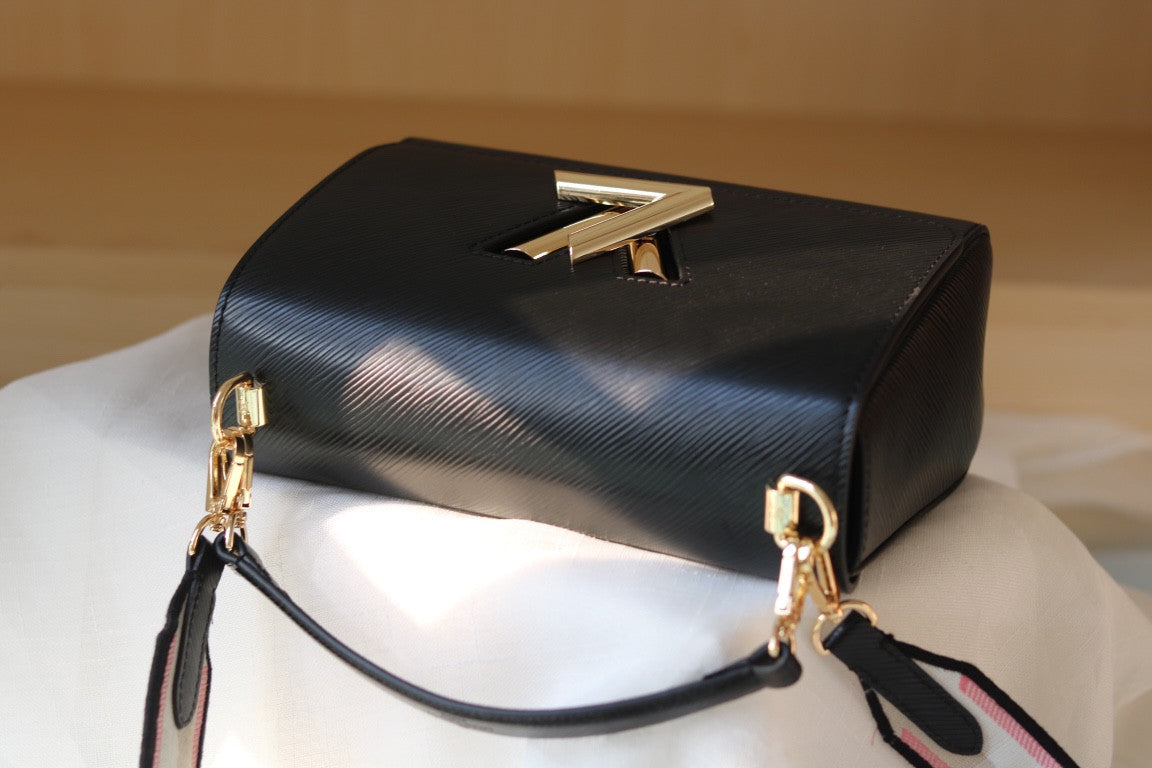 Louis Vuitton twist bag black