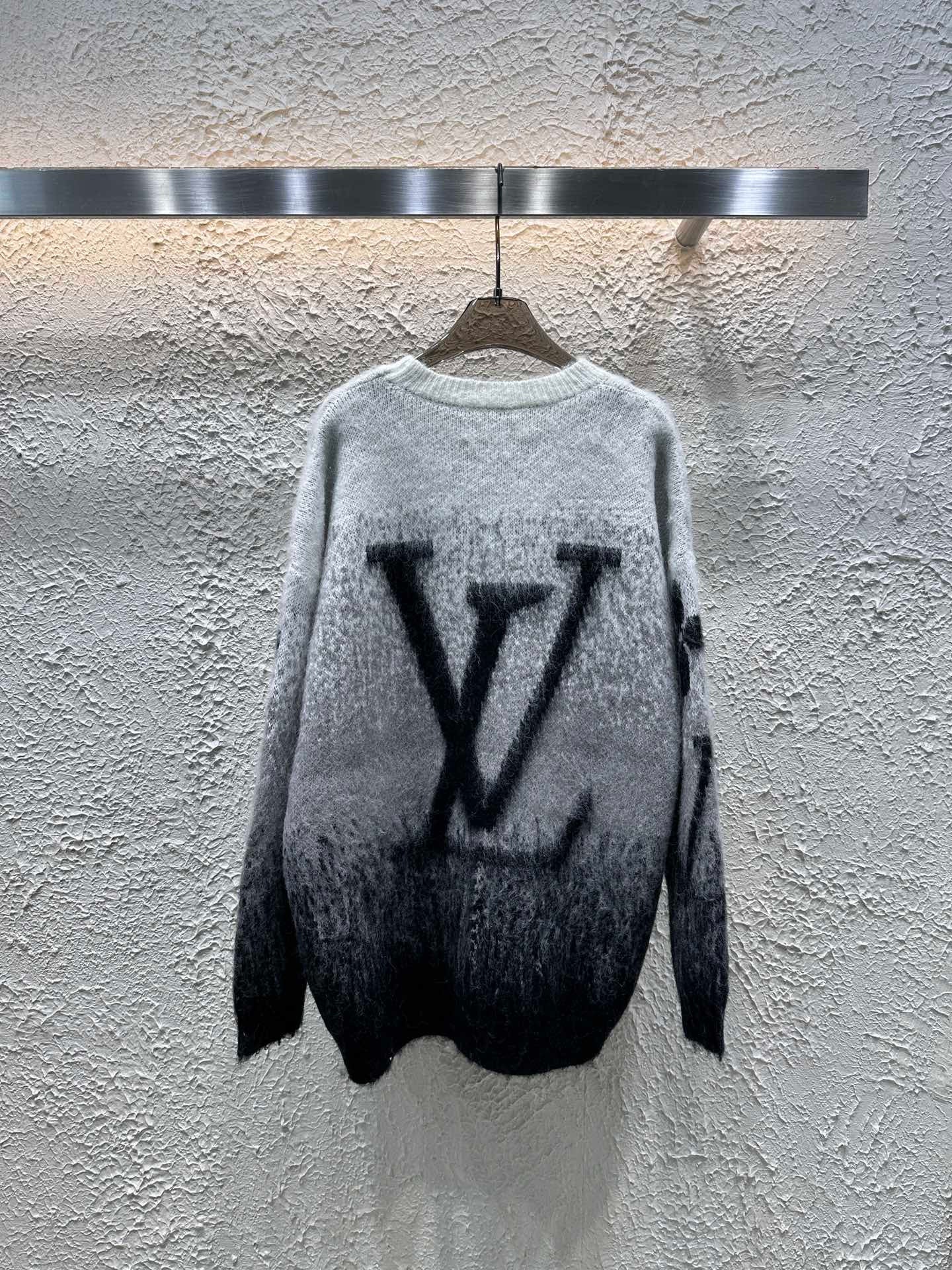 Pulover Louis Vuitton