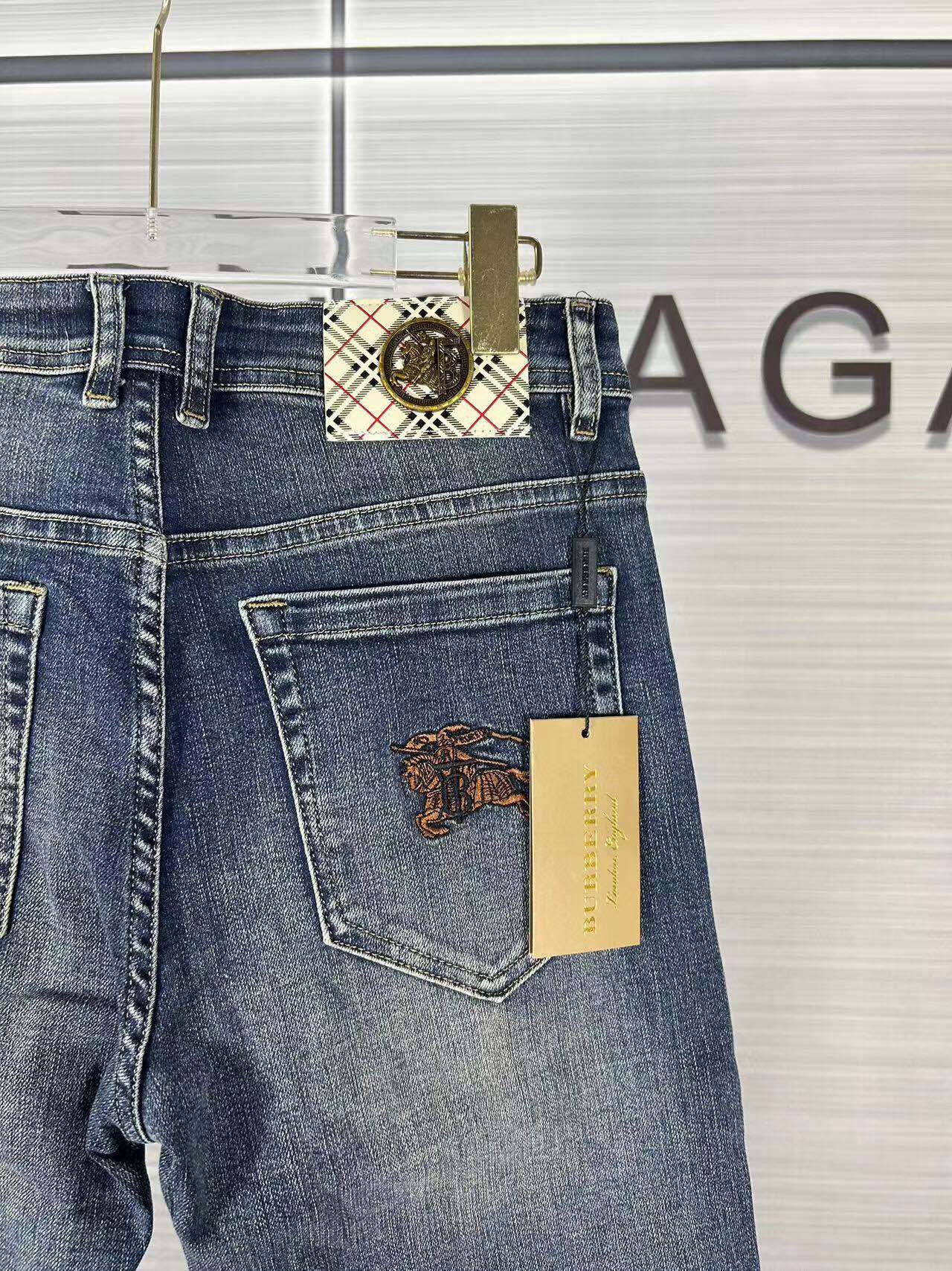 Burberry Jeans