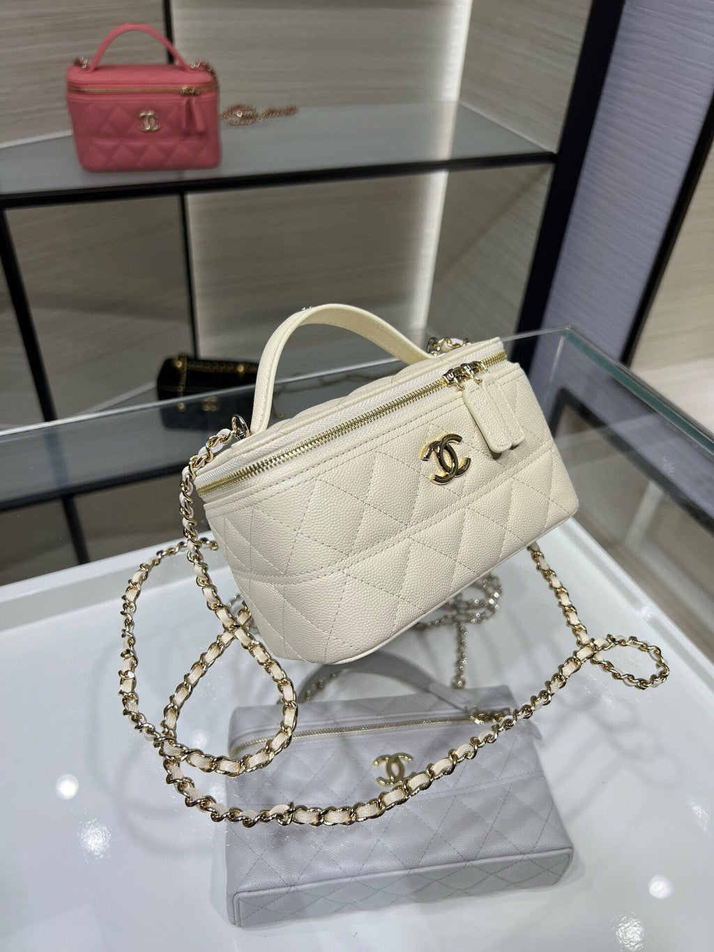 Chanel box white
