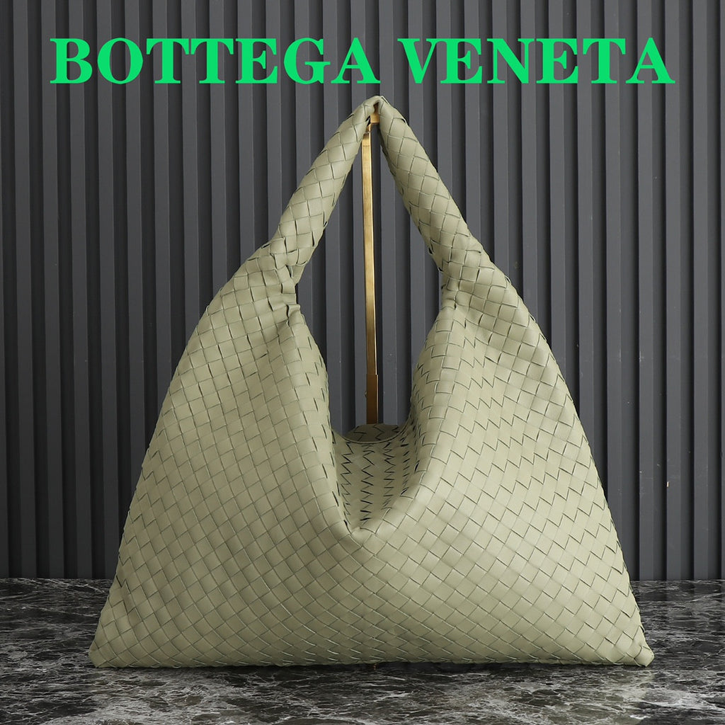 Bottega Veneta Hop Bag