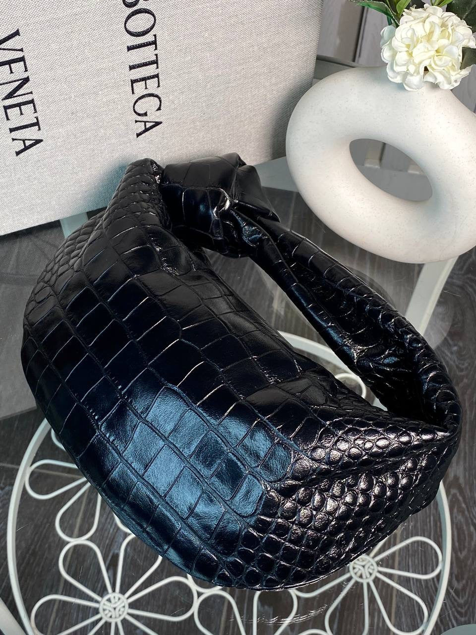 Bottega V bag in black