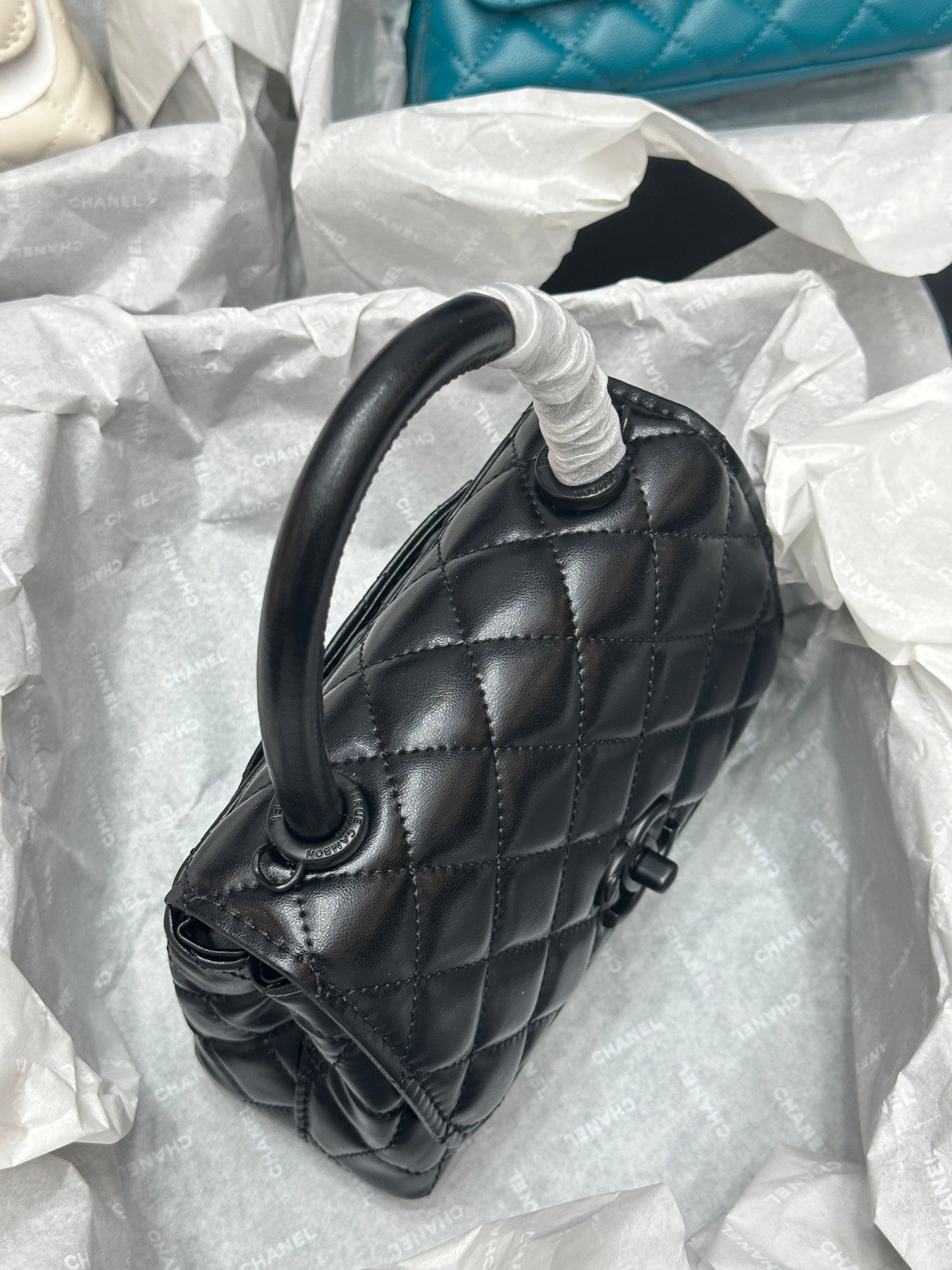 Chanel cocohandle bag black