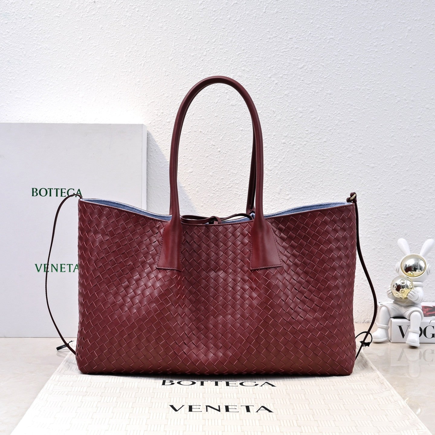 Botegga Veneta Tote Burgundy