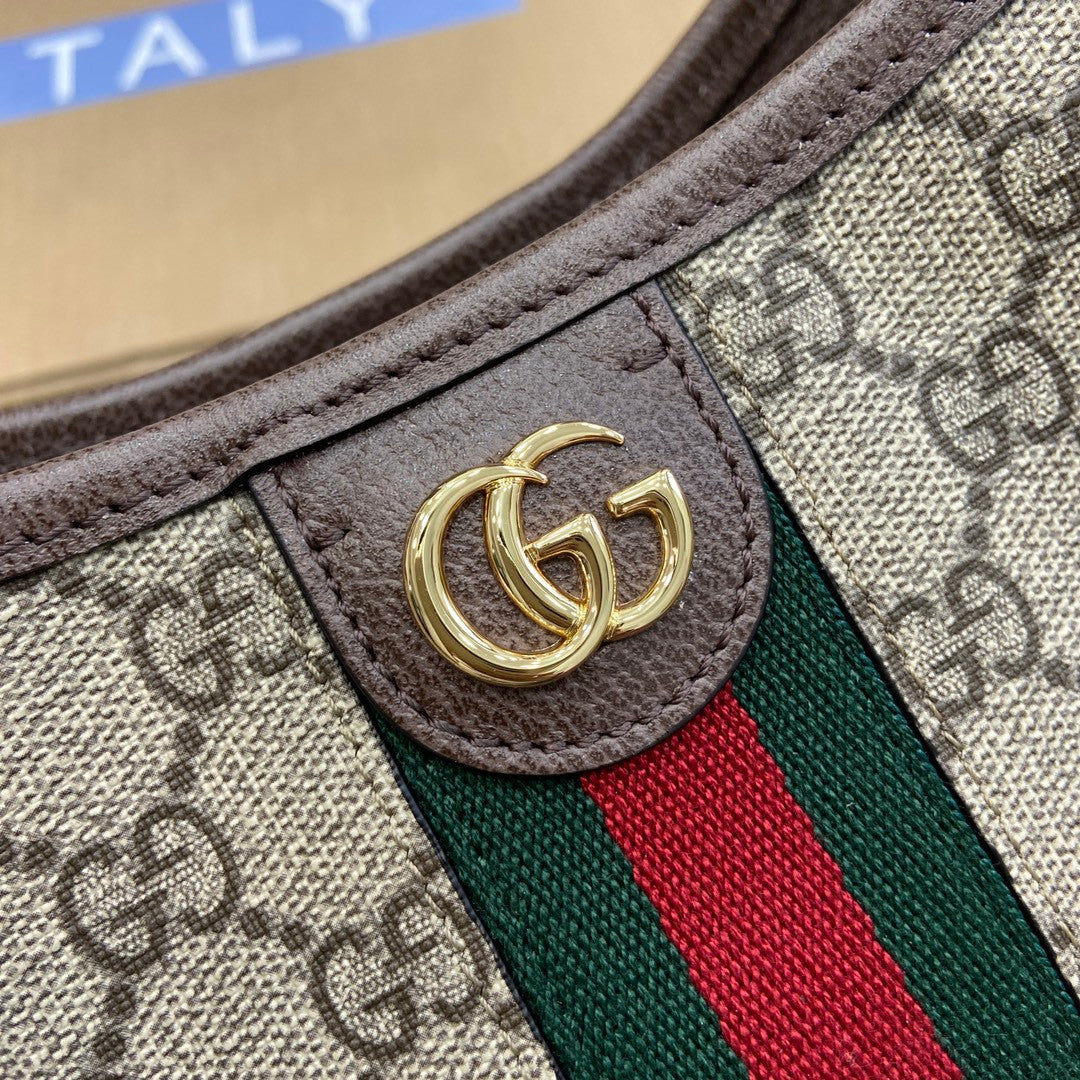 Gucci shoulder bag