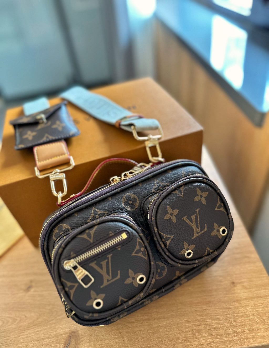 Geantă LV Crossbody Ediție Limitată