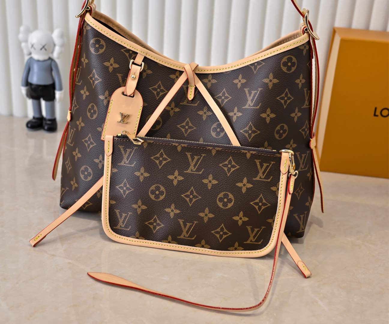 Louis Vuitton bag shoulder
