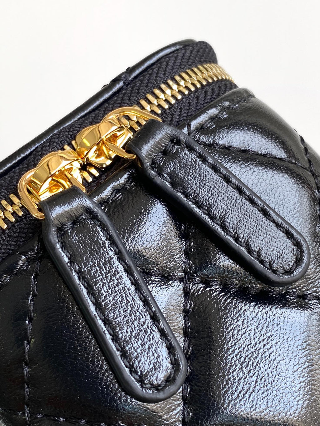 Chanel Handbag Leather Purse