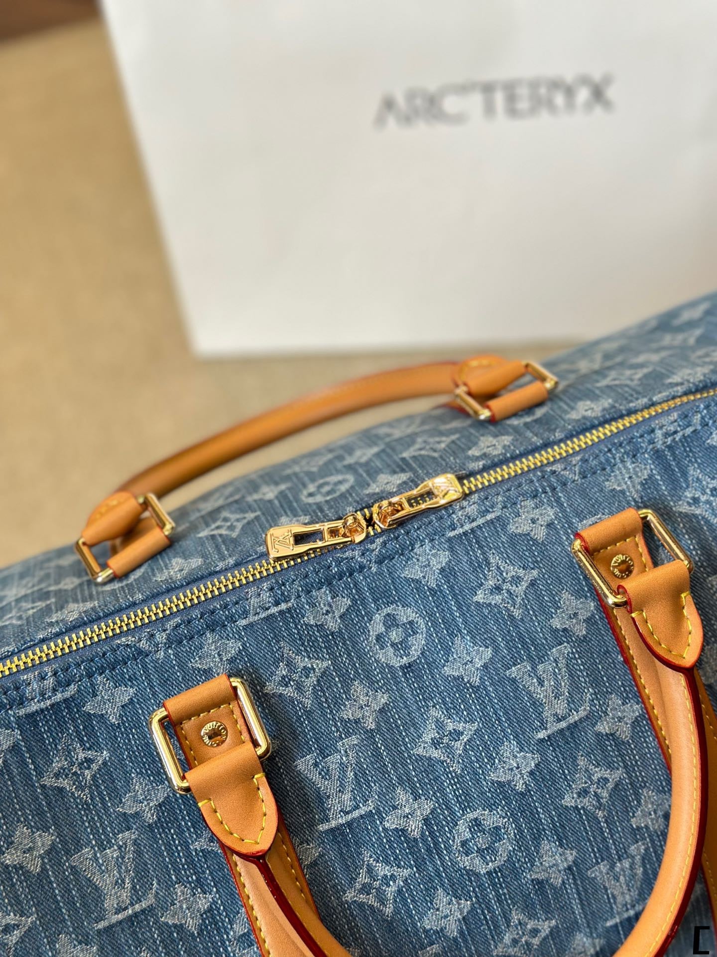 LV Keepall Travel Bag