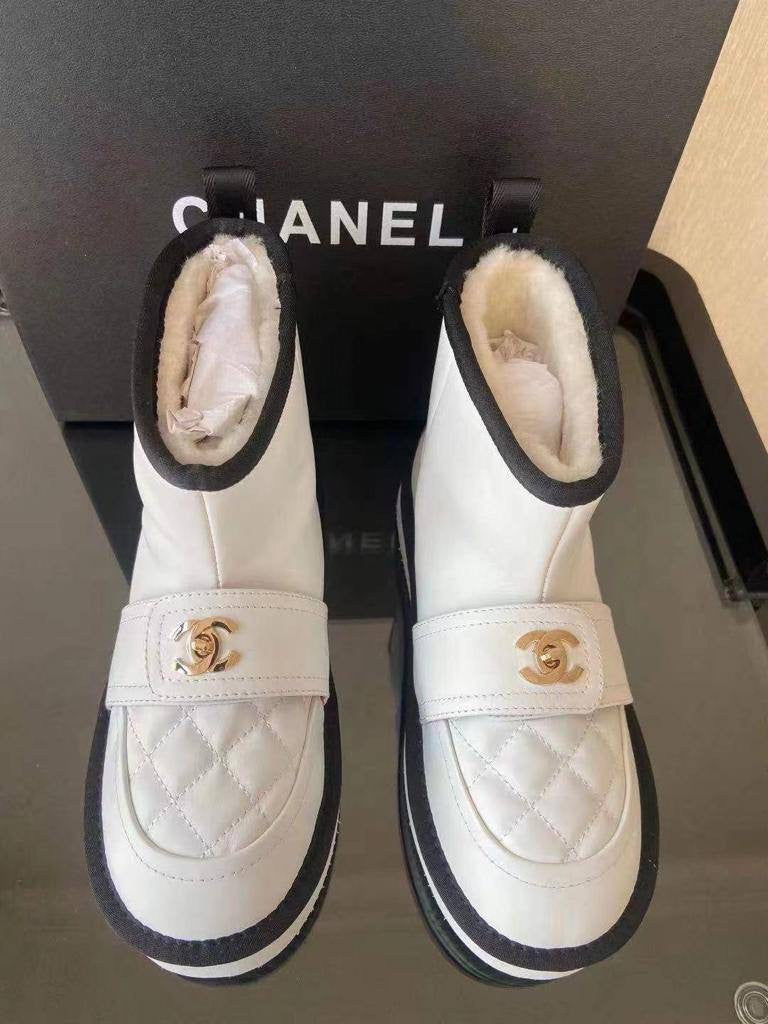 Cizme Chanel