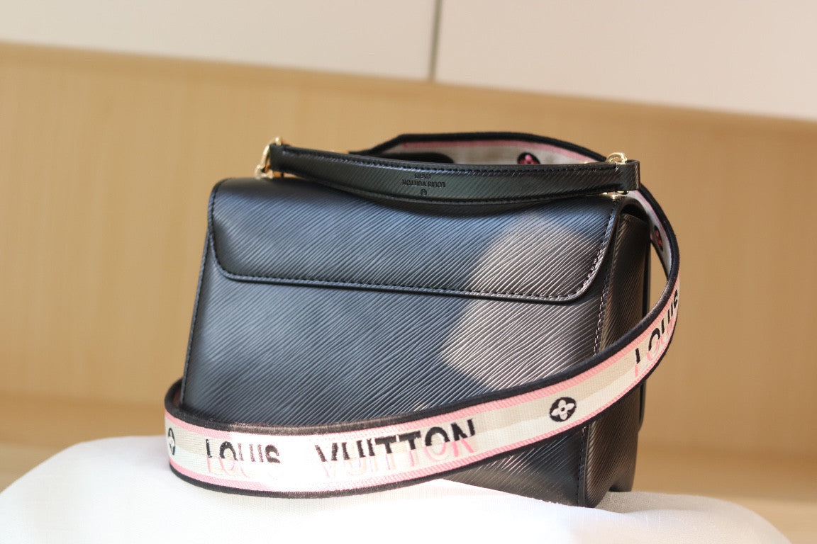 Louis Vuitton twist bag black