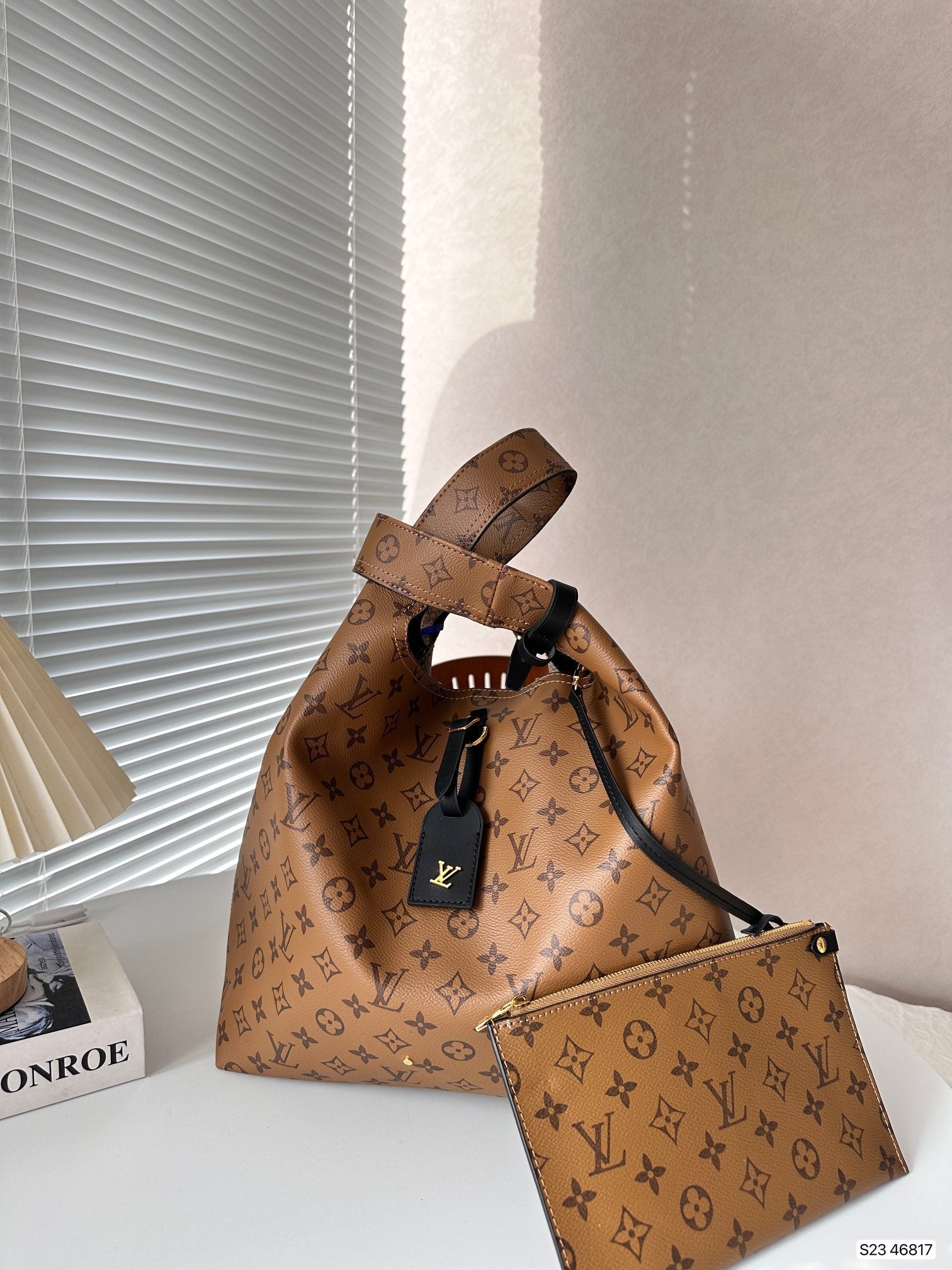 LV Basket ATLANTIS