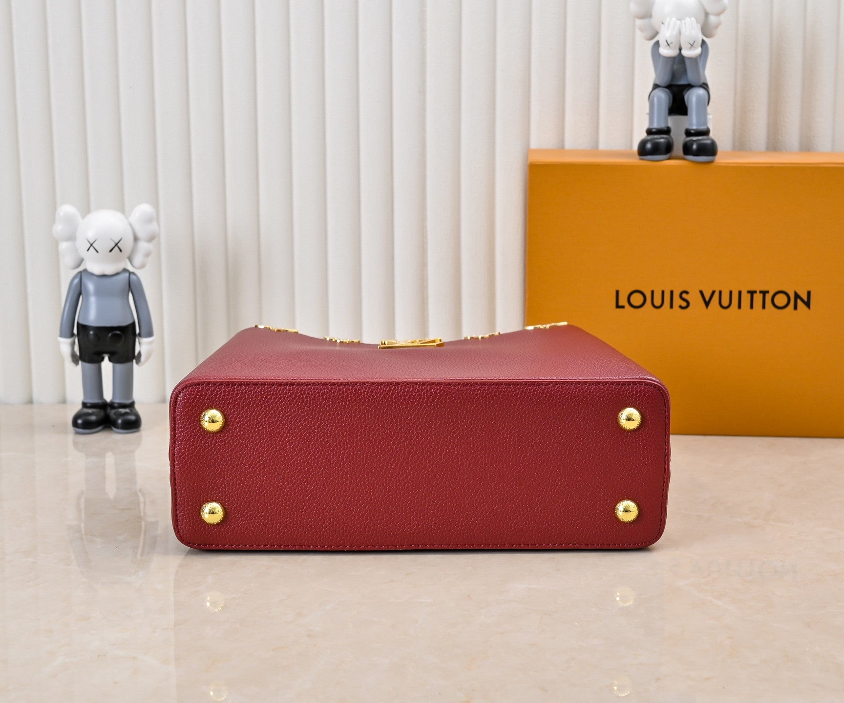 Louis Vuitton Capucines red