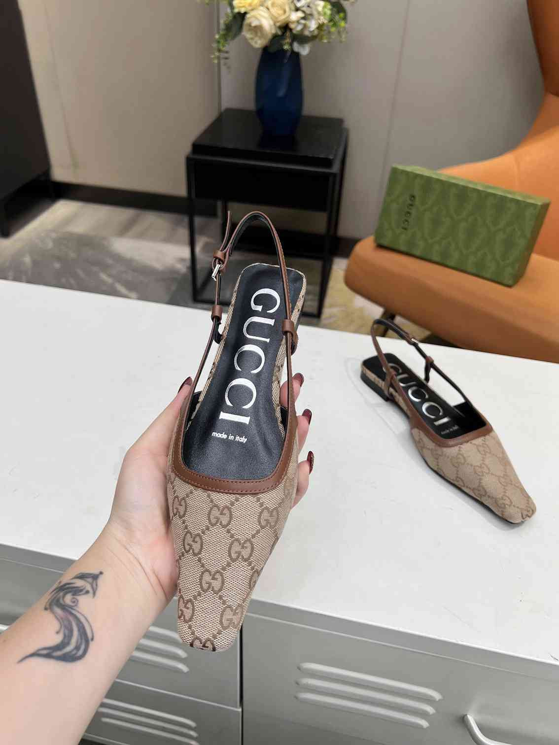Pantofi Gucci