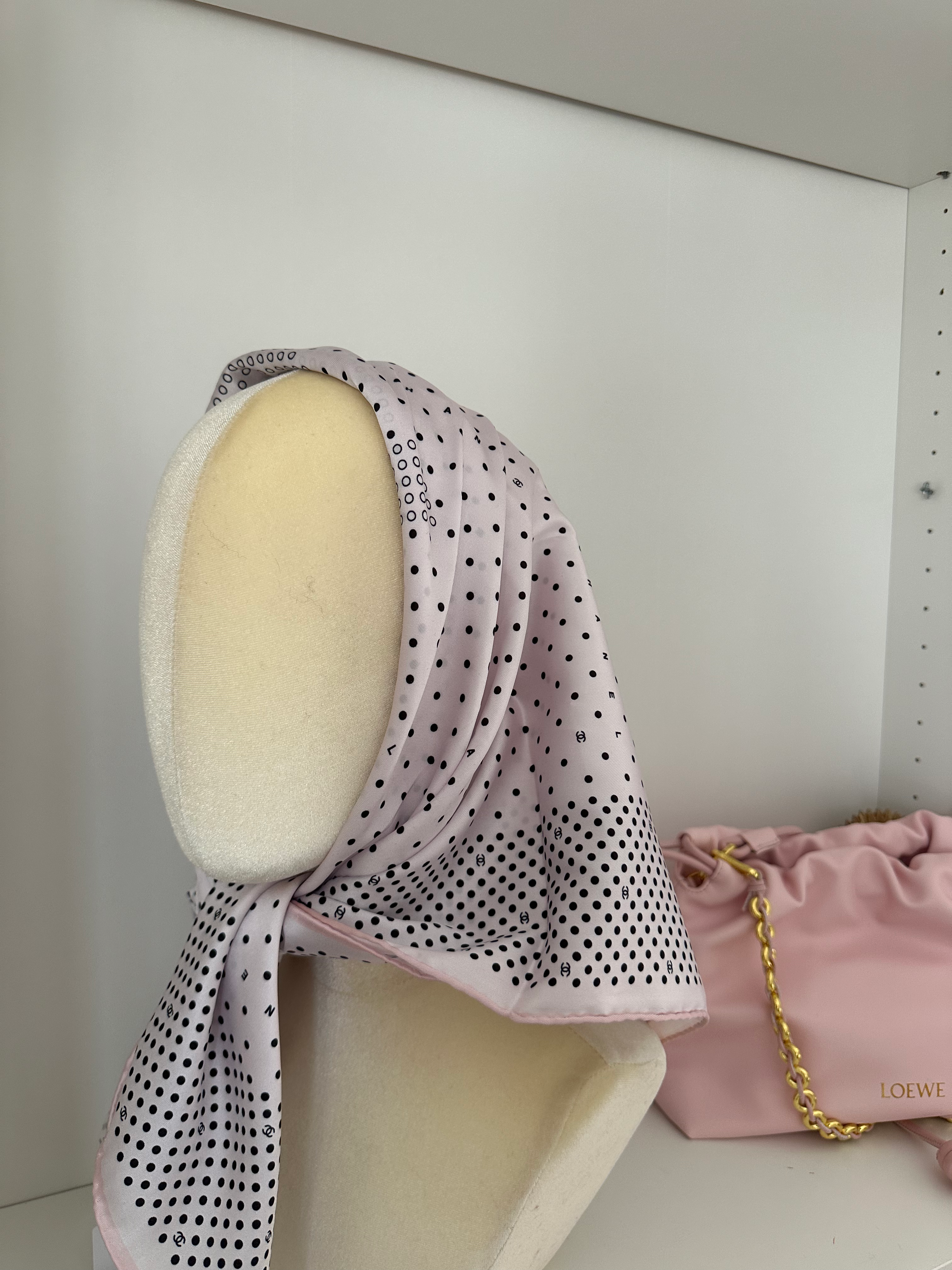 Scarf Chanel soft pink
