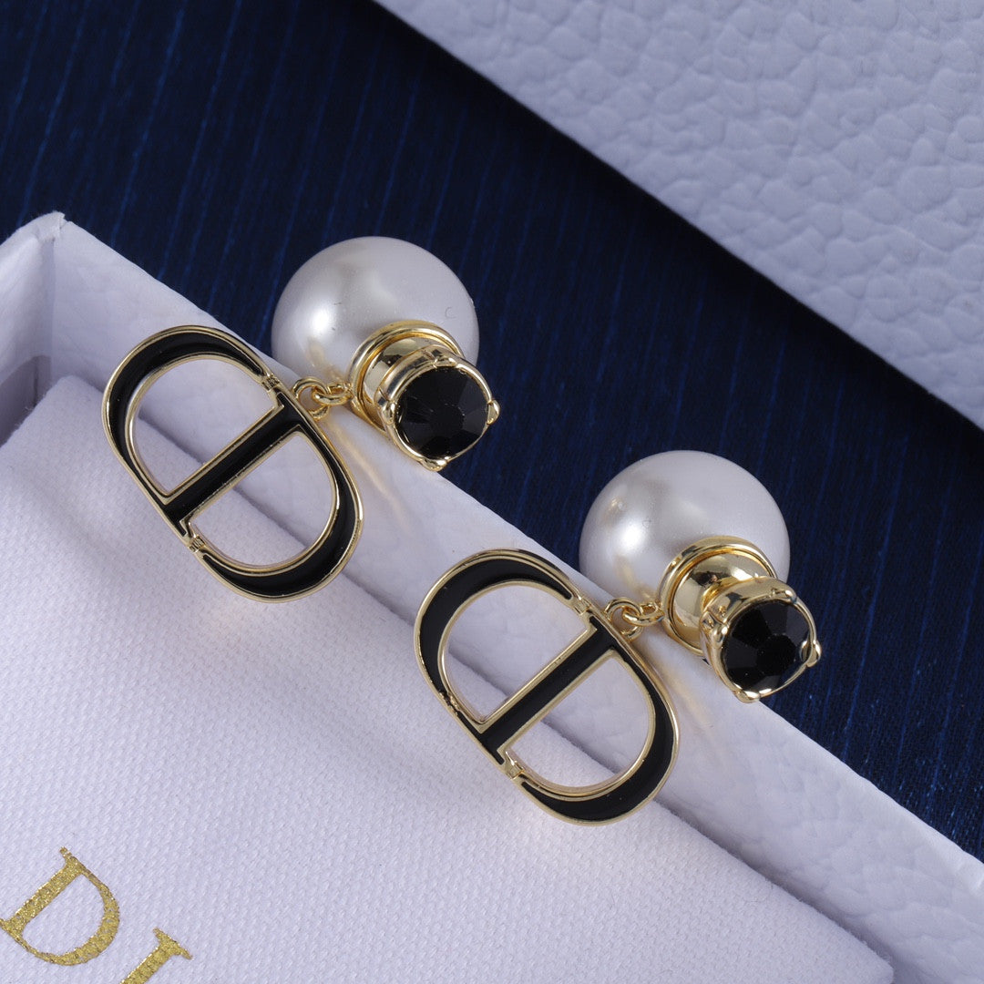 Dior earrings CD