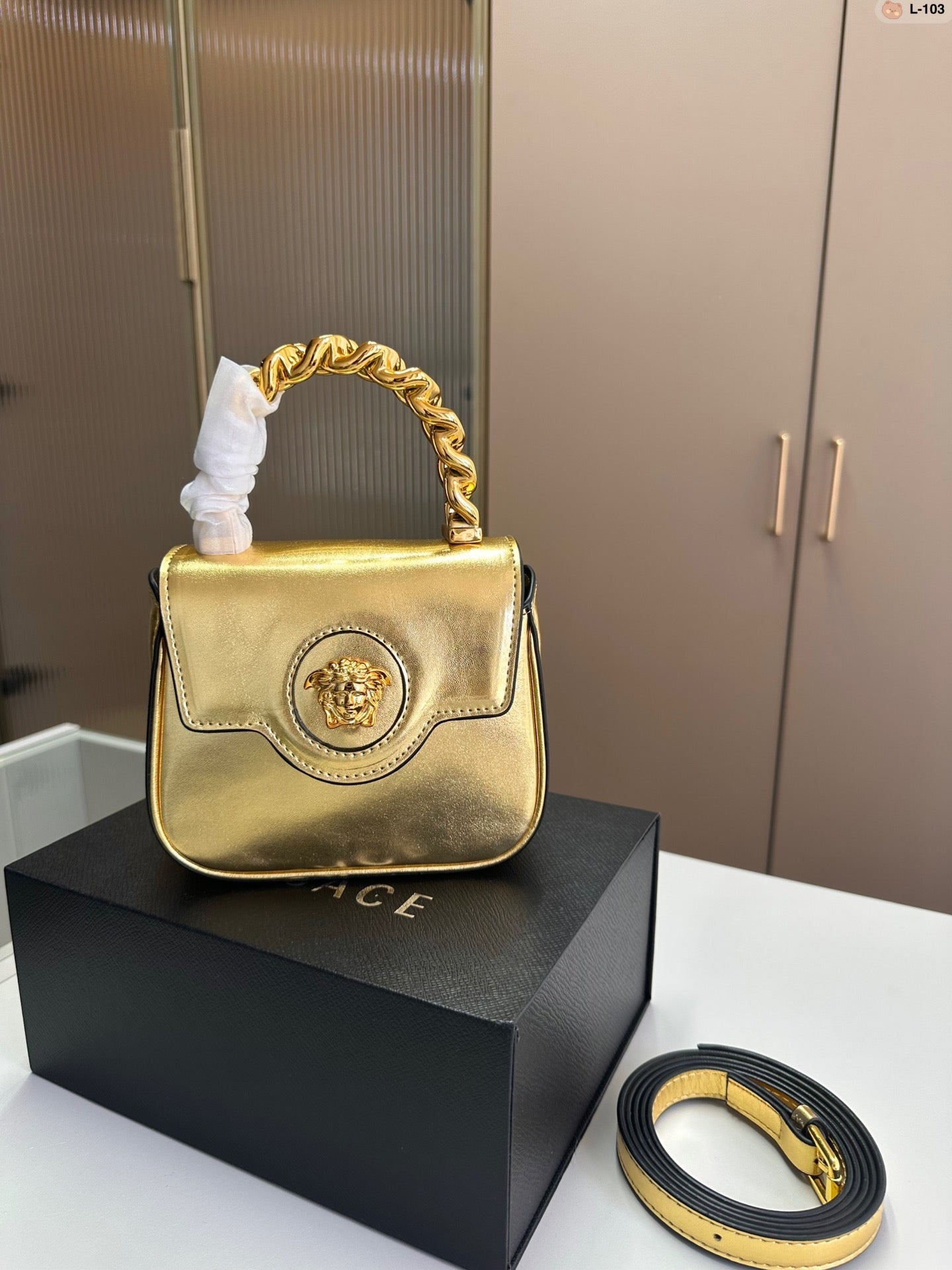Geantă Versace Mini aurie