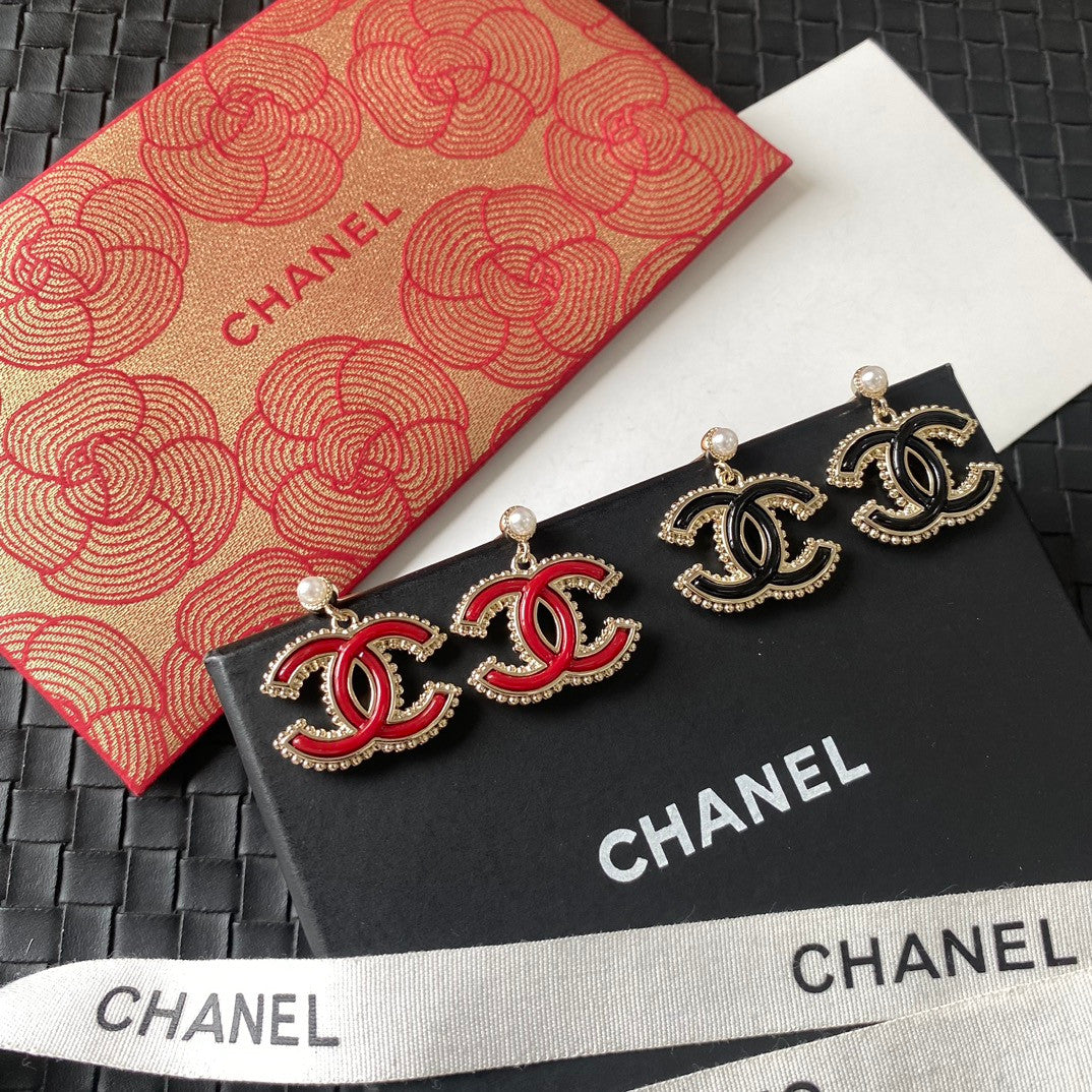 Earrings Chanel
