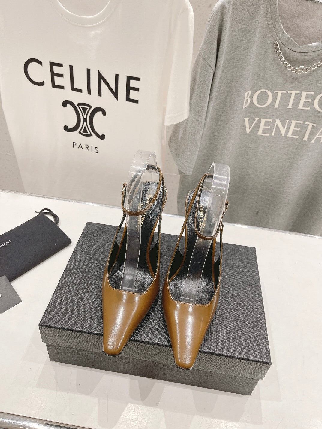 Tocuri înalte YSL