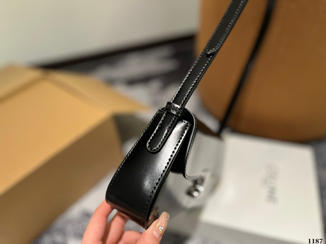 Celine Lola Bag In Black