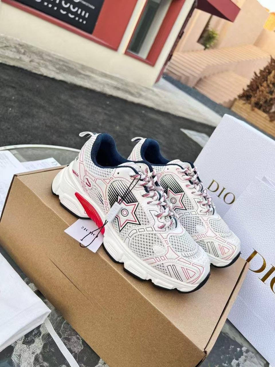 Adidași Dior Star
