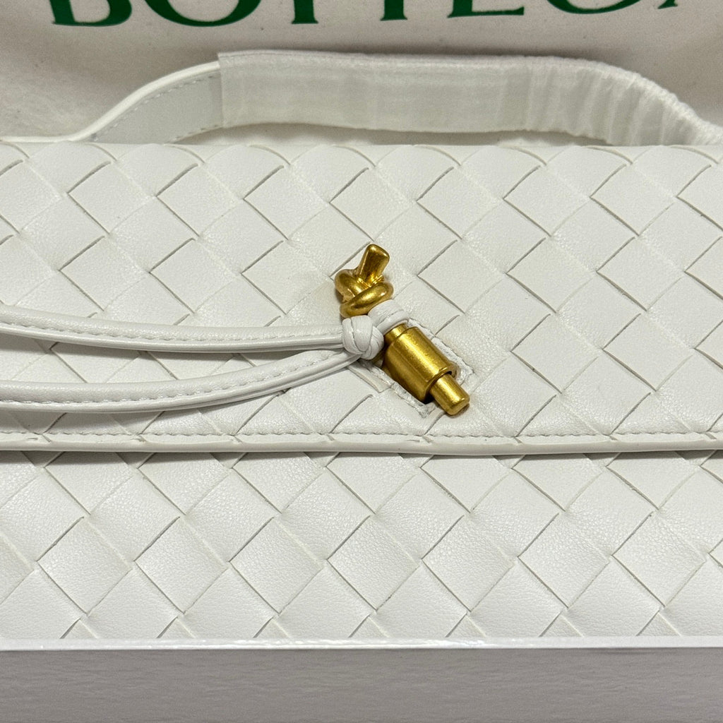 Bottega Veneta clutch Andiamo