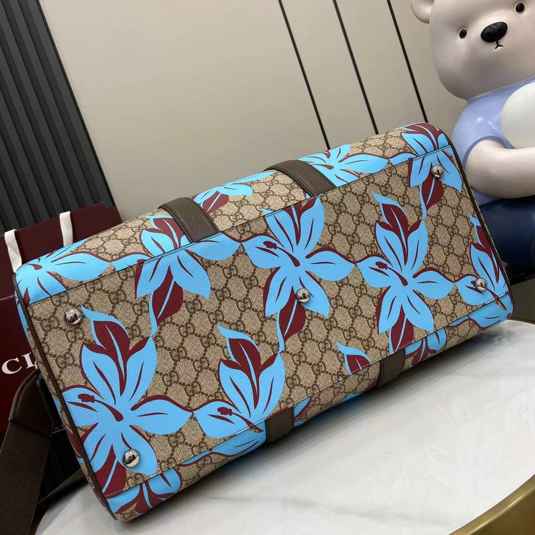 Gucci supreme gg travel bag